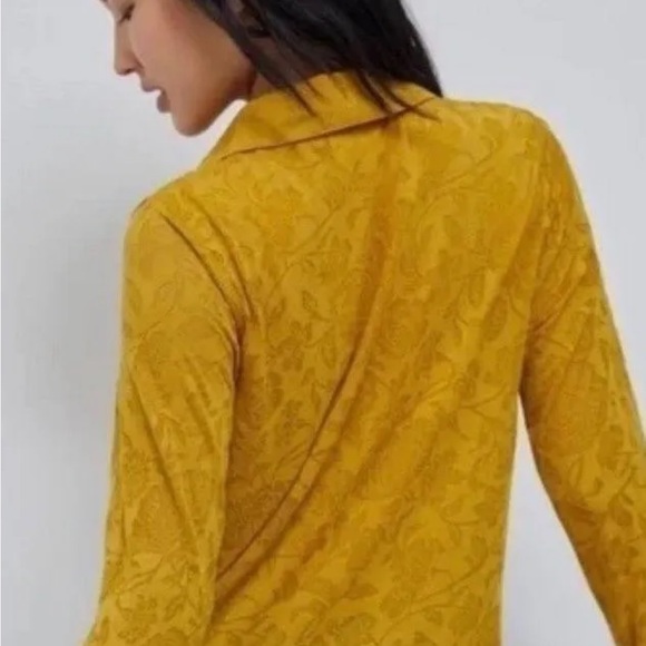 Maeve Lydia Surplice Blouse gold - Picture 2 of 9